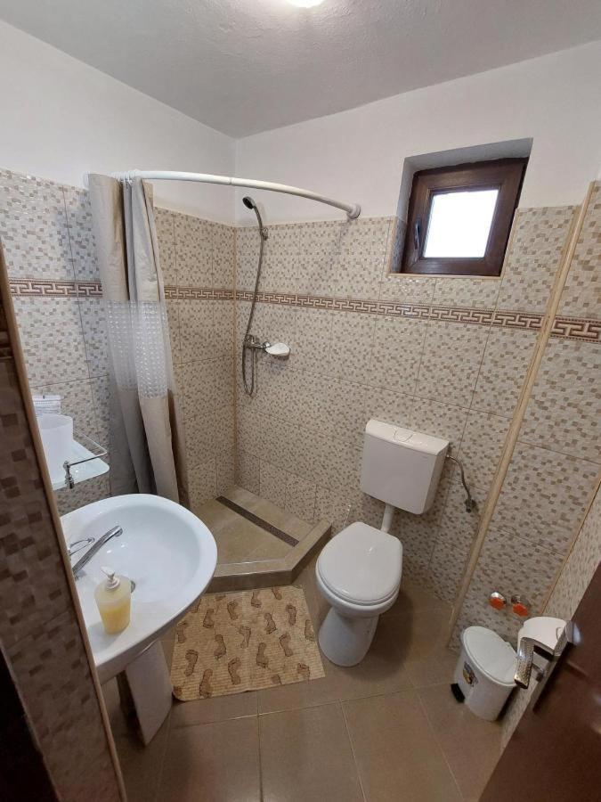 Hotel Casa Fabrizio à Călimăneşti Extérieur photo